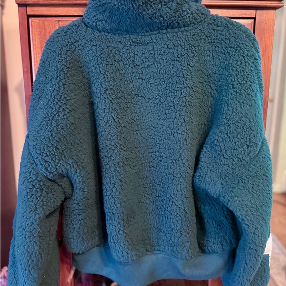 SO Goods For Life Women's Navy Star Puffer Jacket sz M Like NEW - Picture 3 of 10